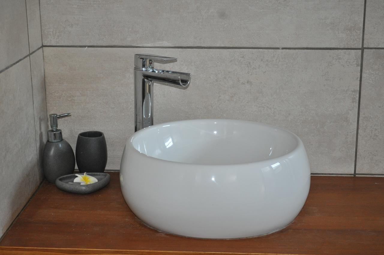 Appartement Ti Joli Caz en Bois à Saint-Gilles-les Hauts Extérieur photo